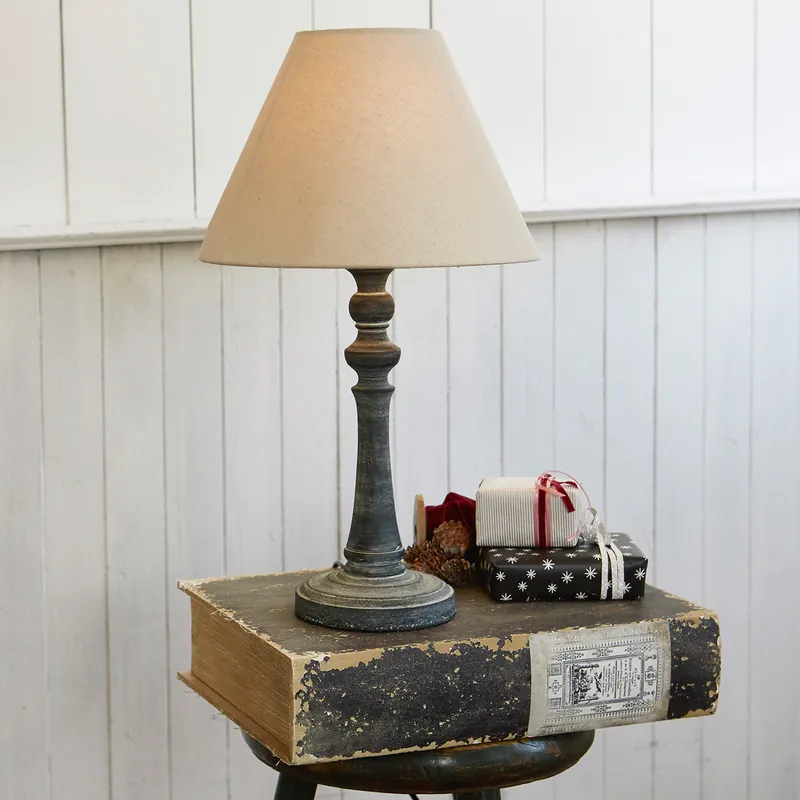 Tischlampe Withby Echt
