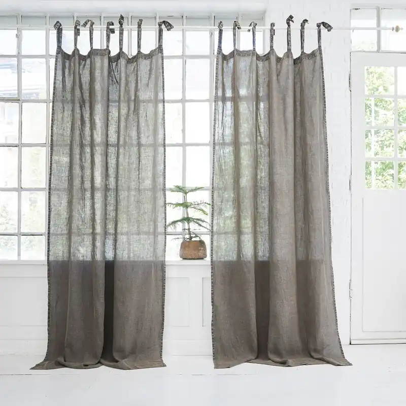 Gardine Barzan Markenprodukt