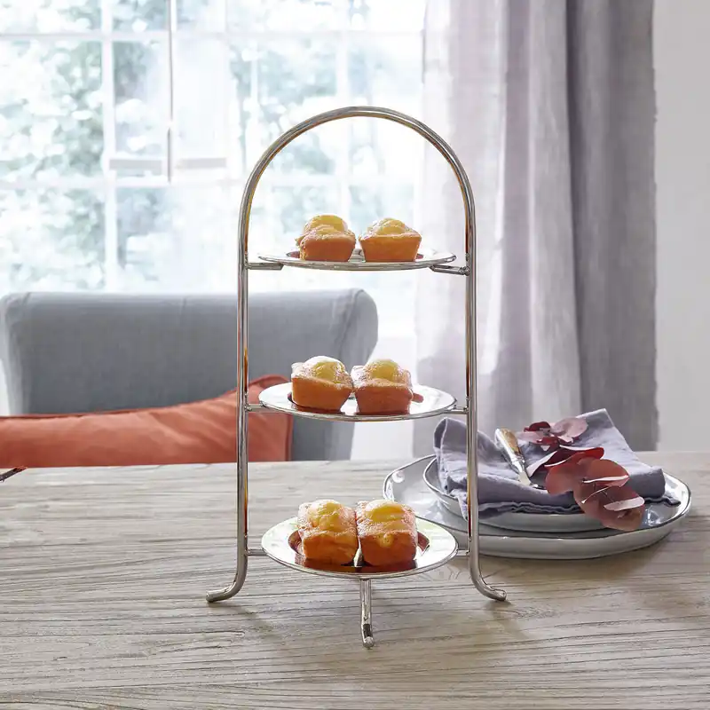 Neu Etagere Hamshire
