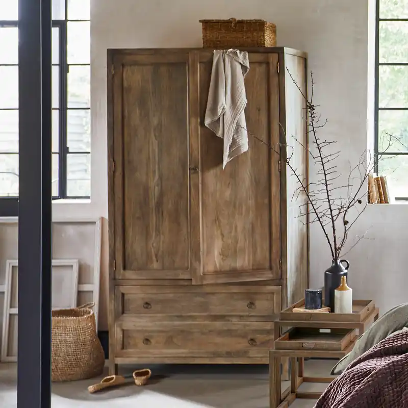 Schrank Saniuta Super-Preis