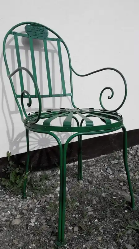 Knallerangebot Casa Padrino Gartenstuhl mit Armlehnen 46 x 46 x H. 94 cm - verschiedene Farben - Handgefertigte Gartenmöbel im Jugendstil