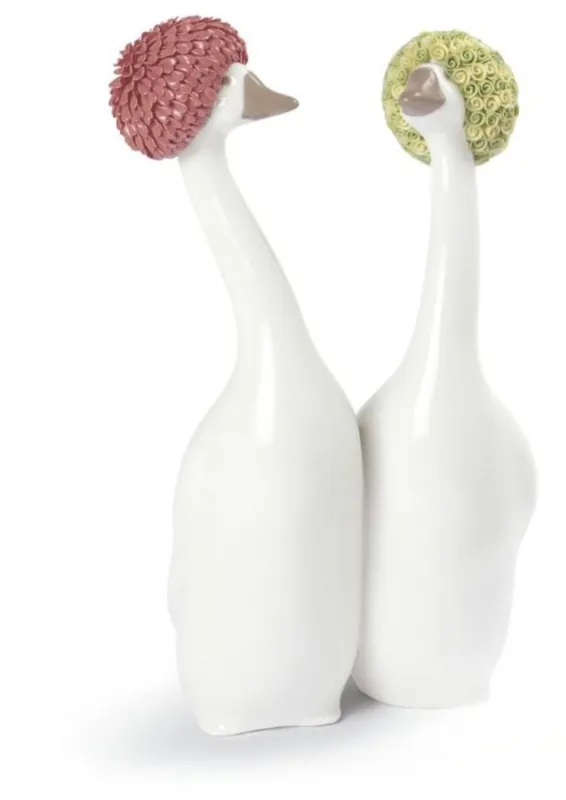 Sonderangebot Casa Padrino Porzellan Gänse Skulptur Rot / Gelb 11 x H. 21 cm - Luxus Dekoration