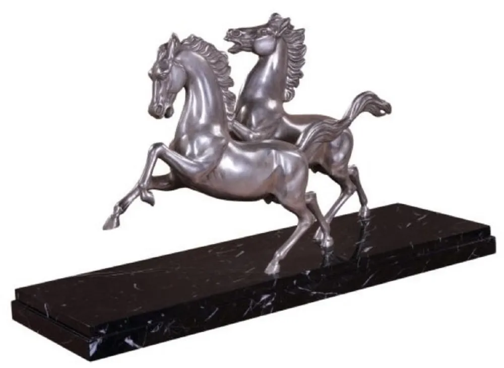 Casa Padrino Luxus Bronzefiguren Pferde Silber / Schwarz 80 x 25 x H. 43 cm - Elegante Versilberte Deko Bronze Skulpturen mit Marmorsockel Sonderangebot