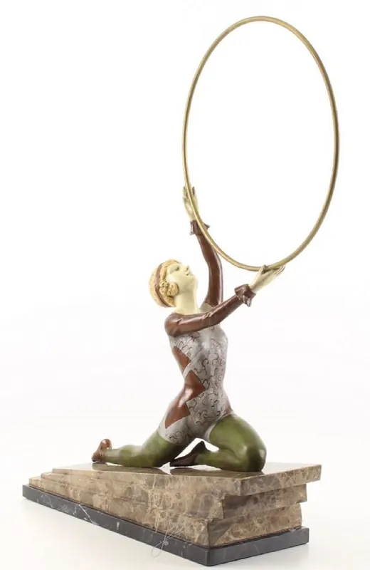 Casa Padrino Luxus Bronzefigur Hula Hoop Tänzerin mit Natursteinsockel Mehrfarbig 41,3 x 13 x H. 49,9 cm - Luxus Deko Must-Have