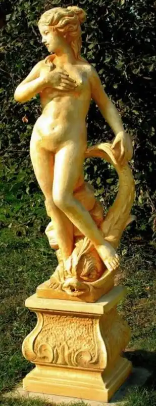 Billig Casa Padrino Jugendstil Gartendeko Skulptur / Statue Mädchen mit einem Fisch Beige 45 x 37 x H. 130 cm - Steinfigur Gartenskulptur