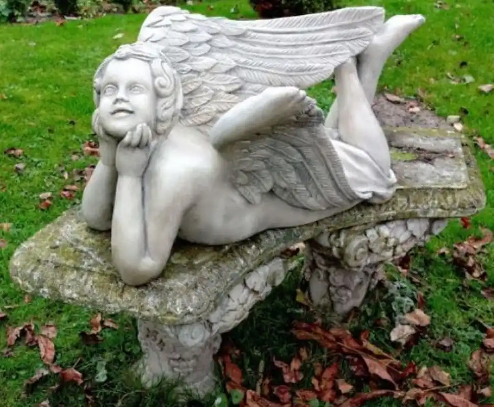 Zertifiziert Casa Padrino Jugendstil Skulptur liegender Engel 25 x H. 43 cm - Gartendeko Figur - Special!