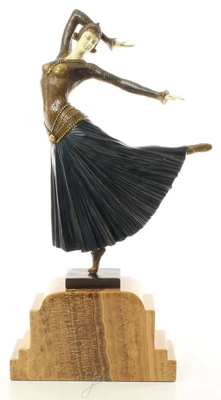 Super-Preis Casa Padrino Luxus Bronzefigur Tänzerin Mehrfarbig / Beige 26 x 9 x H. 46,9 cm - Dekofigur