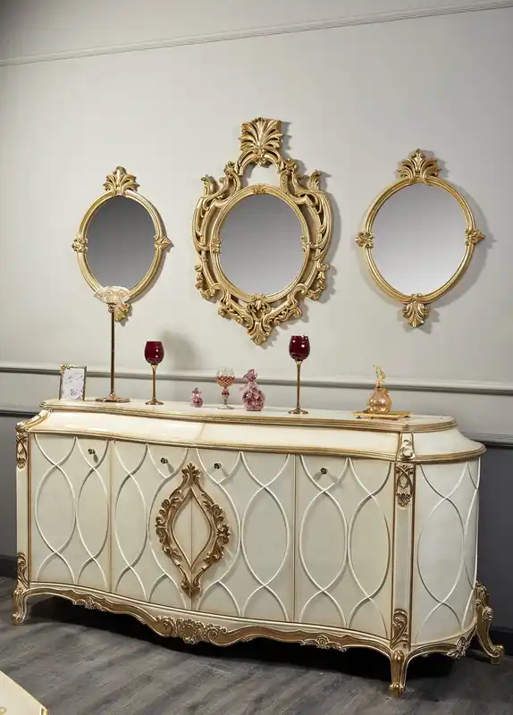 Casa Padrino Luxus Barock Wohnzimmer Set Weiß / Antik Gold - Prunkvolle Barock Kommode und 3 Wandspiegel - Barockmöbel Knallerangebot