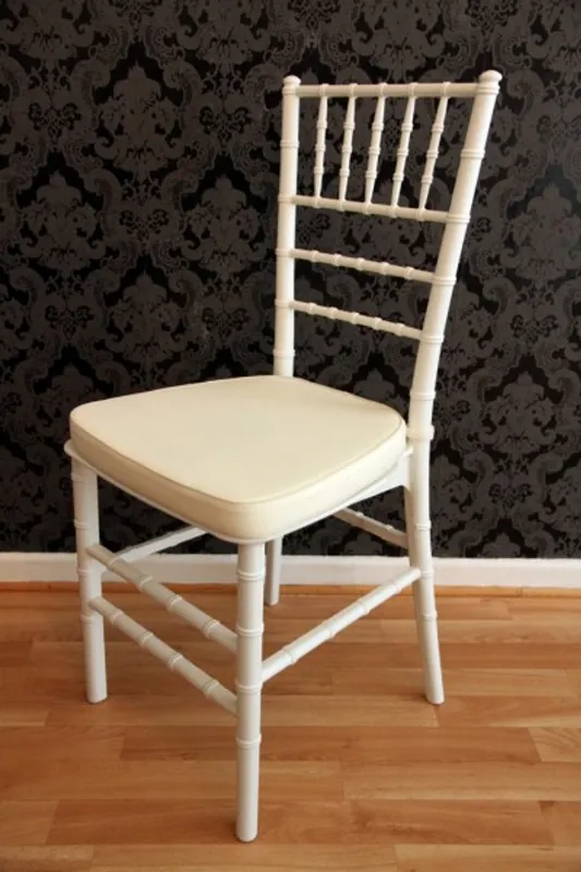 Casa Padrino Designer Acryl Stuhl inkl Sitzkissen Weiß/Creme - Ghost Chair white - Polycarbonat Möbel - Acryl Möbel - Geisterstuhl Expressversand