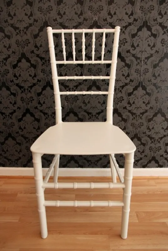 Sale Polycarbonat Designer Stuhl - Ghost Chair Weiß - Acyrl Möbel - Geisterstuhl - Ghost Stuhl