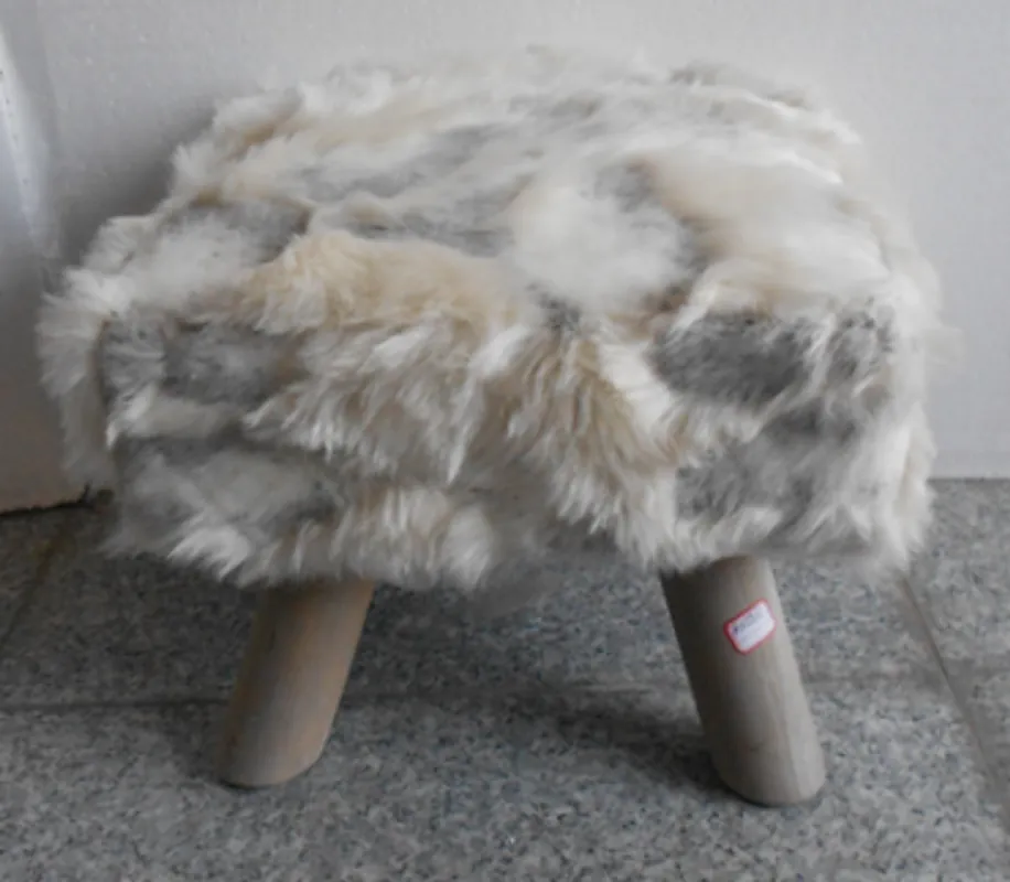 Casa Padrino Fußhocker Felloptik Hell Mod2 H36 x B36 x L32.5cm Hocker Markenware