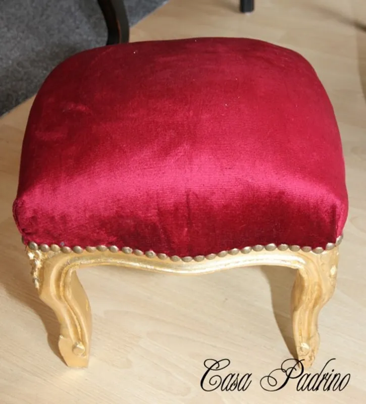 Casa Padrino Barock Fußhocker Bordeaux Rot / Gold - Antik Stil Möbel - Hocker Must-Have