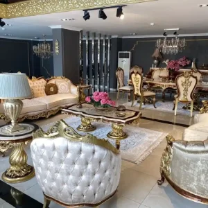 Casa Padrino Luxus Barock Wohnzimmer Set Silber / Braun / Gold - 2 Sofas & 2 Sessel & 1 Couchtisch & 2 Beistelltische - Handgefertigte Wohnzimmer Möbel im Barockstil - Edel & Prunkvoll Direktkauf