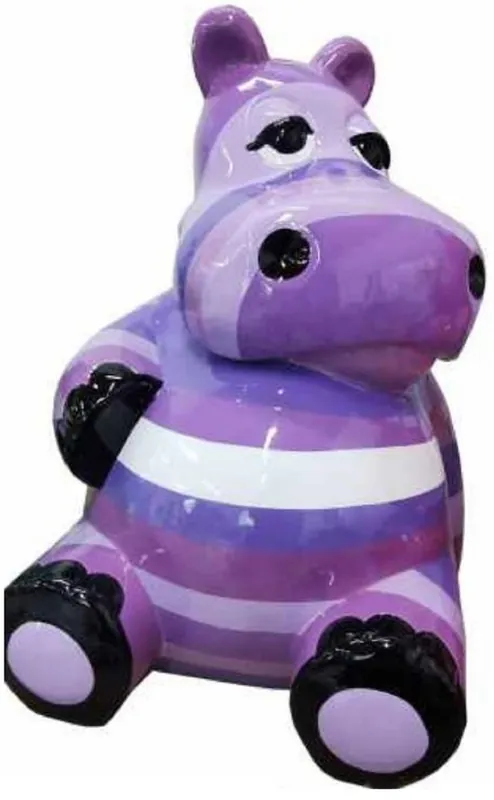 Casa Padrino Designer Deko Skulptur Sitzendes Nilpferd Lila / Mehrfarbig H. 48 cm - Wetterbeständige Dekofigur - Wohnzimmer Deko - Garten Deko - Terrassen Deko Letzte Chance