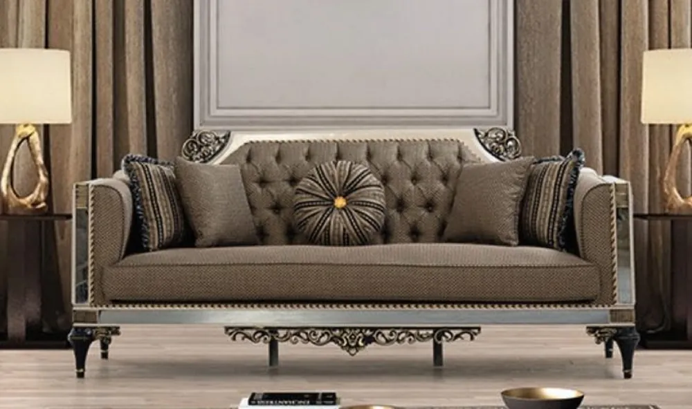 Casa Padrino Luxus Barock Sofa Braun / Weiß / Schwarz / Gold - Prunkvolles Wohnzimmer Sofa mit dekorativen Kissen - Barock Wohnzimmer Möbel Top-Preis