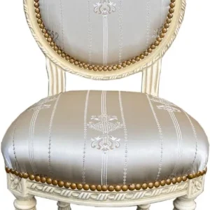 Casa Padrino Barock Salonstuhl Creme / Gold - Handgefertigter Antik Stil Stuhl mit edlem Satinstoff und elegantem Muster - Barock Möbel Markenware