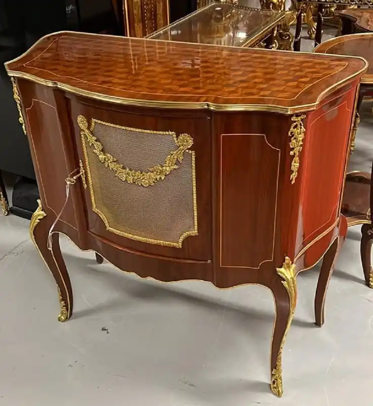 Must-Have Casa Padrino Barock Sideboard Braun Intarsien / Gold - Handgefertigtes Massivholz Sideboard mit Tür und eleganten Verzierungen - Barock Wohnzimmer Möbel