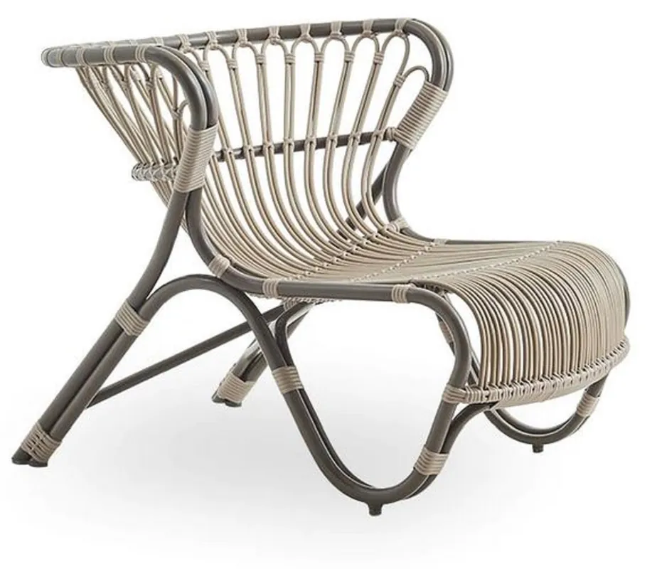 Casa Padrino Luxus Garten Lounge Sessel Mokka / Beige 79 x 92 x H. 68 cm - Wetterbeständiger Garten & Terrassen Sessel - Garten & Terrassen Möbel - Luxus Qualität Online Kaufen