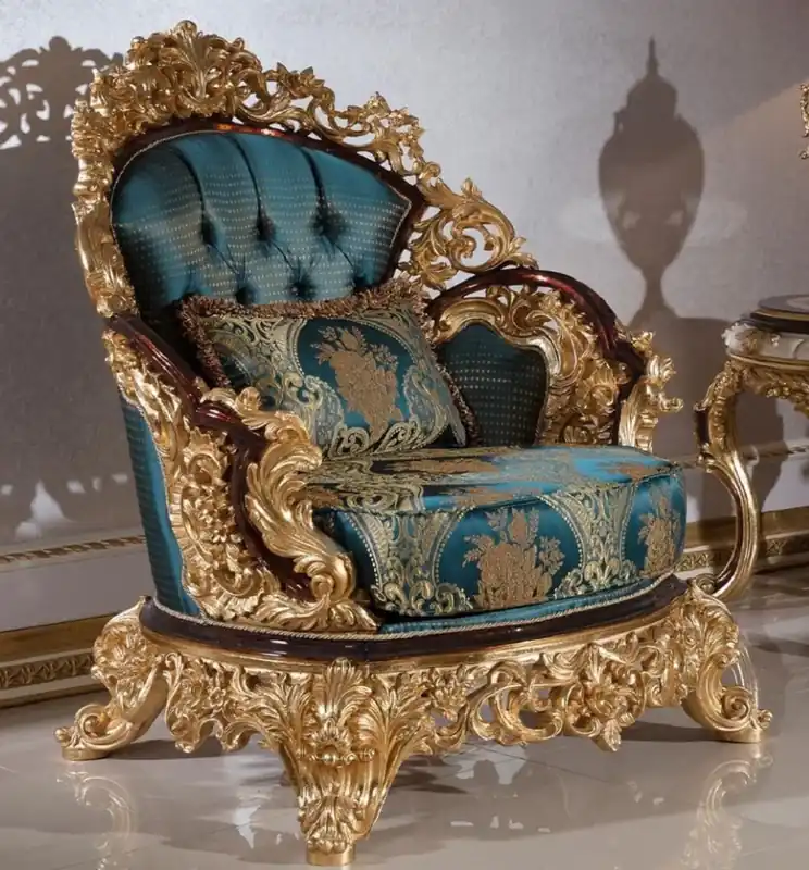 Casa Padrino Luxus Barock Sessel Blau / Beige / Braun / Gold - Prunkvoller Wohnzimmer Sessel mit elegantem Muster - Barock Wohnzimmer Möbel - Edel & Prunkvoll Jetzt Bestellen