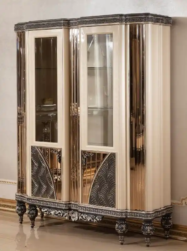 Casa Padrino Luxus Barock Vitrine Beige / Schwarz / Gold - Prunkvoller Massivholz Vitrinenschrank mit 2 Glastüren - Barock Möbel - Edel & Prunkvoll Abverkauf