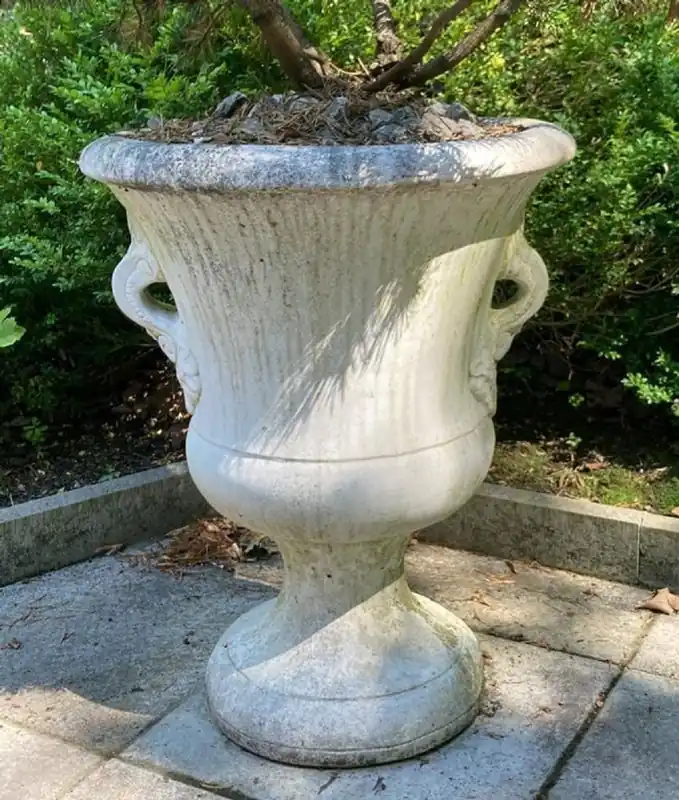 Casa Padrino Barock Garten Deko Blumentopf Weiß Ø 54 x H. 77 cm - Prunkvoller Pflanzentopf im Barockstil - Barock Garten & Terrassen Deko Accessoires Neu Im Sortiment