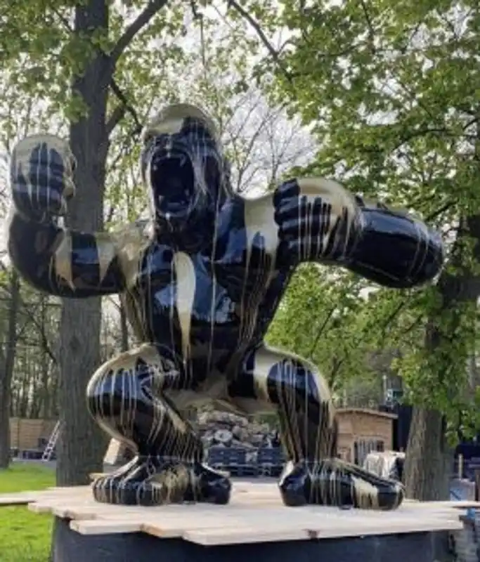 Billig Riesige Casa Padrino XXL Designer Deko Skulptur Gorilla Affe Schwarz / Gold 180 x H. 200 cm