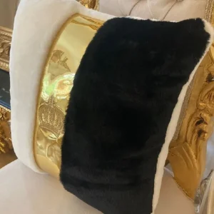 Harald Glööckler Luxus Deko Kissen Pompöös by Casa Padrino Weiß / Schwarz / Gold - Glööckler Kissen - Designer Zierkissen - Harald Glööckler Designer Deko Accessoires Markenprodukt