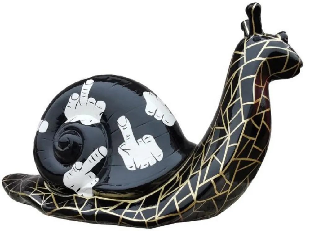 Casa Padrino Luxus Designer Deko Skulptur Schnecke Schwarz / Weiß / Gold 100 x H. 50 cm - Große Deko Figur - XXL Deko Skulptur - XXL Deko Figur - Wohnzimmer Deko - Garten Deko - Luxus XXL Figuren Garantierte Lieferung