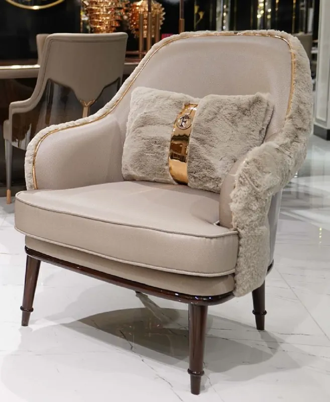 Aktuell Casa Padrino Luxus Designer Sessel Grau / Dunkelbraun / Gold - Wohnzimmer Sessel - Hotel Sessel - Wohnzimmer Möbel - Luxus Möbel - Wohnzimmer Einrichtung - Luxus Einrichtung - Möbel Luxus