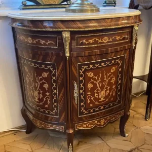 Abverkauf Casa Padrino Barock Sideboard Braun Intarsien / Creme - Handgefertigter Barockstil Massivholz Schrank mit Marmorplatte - Wohnzimmer Möbel im Barockstil - Antik Stil Möbel - Barock Möbel
