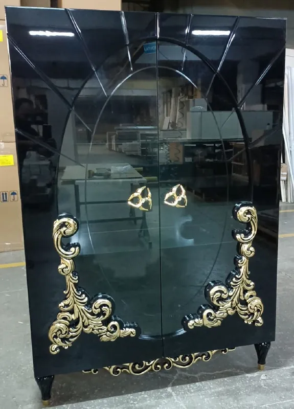 Top-Seller Casa Padrino luxury baroque display cabinet black / gold 116 x 46 x H. 170 cm - Illuminated solid wood showcase with 2 glass doors - Noble baroque furniture