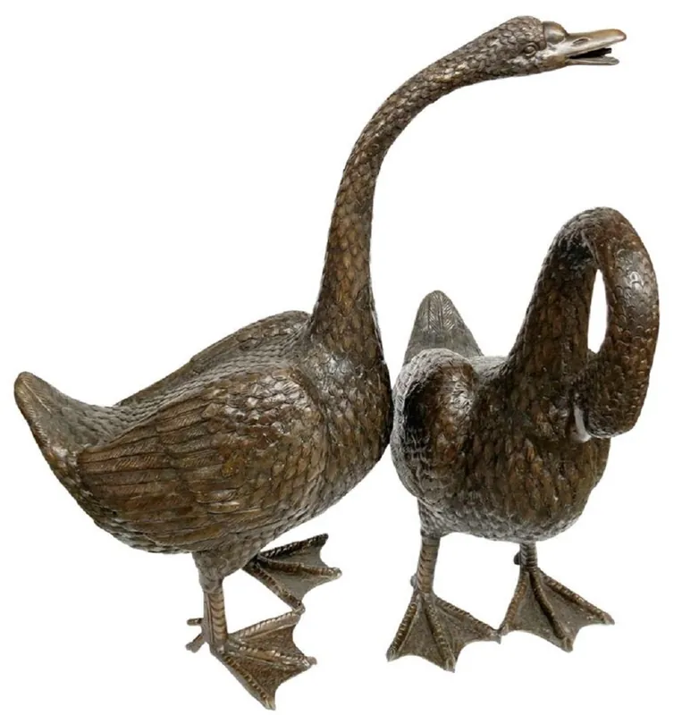 Must-Have Casa Padrino luxury bronze decoration sculptures geese bronze - Bronze decoration figures - Luxury Hotel & Restaurant Decoration Accessories