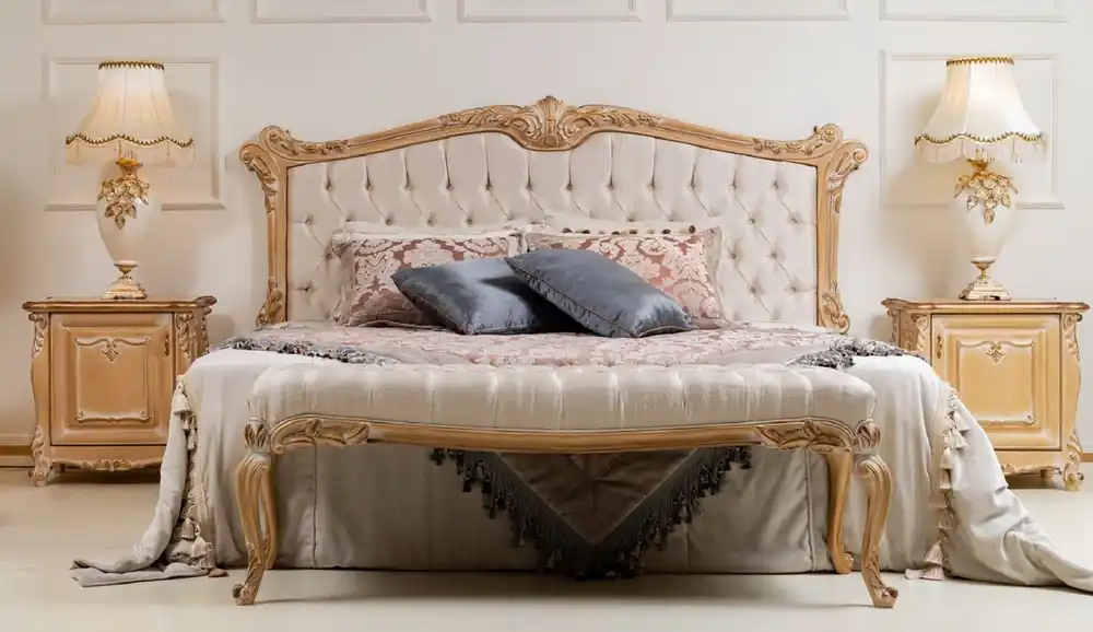 Preisknaller Casa Padrino luxury baroque bedroom set cream / gold - 1 Double Bed with Headboard & 2 Bedside Tables - Bedroom furniture in baroque style - Noble & Magnificent