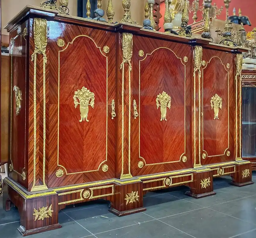 Neue Ware Casa Padrino baroque sideboard brown / gold / cream - Handmade solid wood cabinet with 3 doors and marble top - Baroque living room furniture