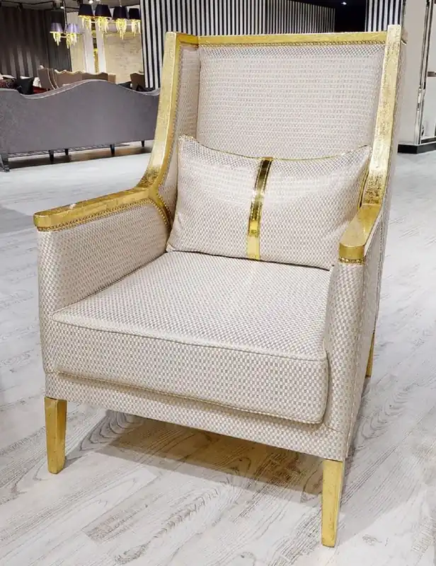 Casa Padrino luxury baroque living room armchair white / gold - Handmade baroque style armchair with elegant pattern - Baroque living room furniture Abverkauf