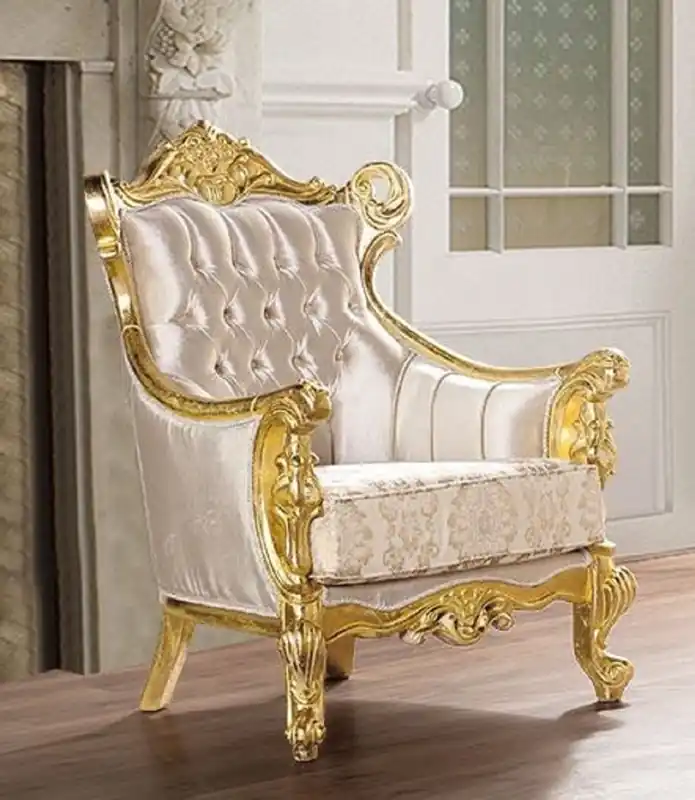Bestpreis Casa Padrino luxury baroque living room armchair beige / gold - Magnificent armchair with pattern - Handmade baroque living room furniture
