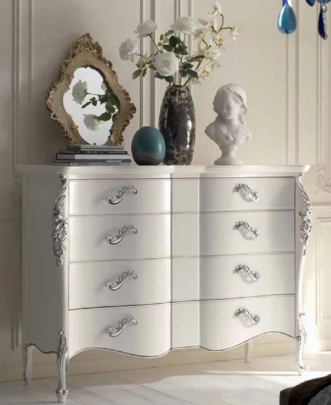 Neu Im Sortiment Casa Padrino luxury baroque chest of drawers white / silver - Handmade solid wood chest of drawers with 4 drawers - Baroque bedroom furniture - Baroque furniture - Luxury quality - Made in Italy