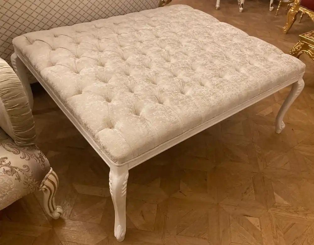 Begrenztes Angebot Casa Padrino luxury baroque stool cream / white - Huge stool in baroque style - Baroque footstool - Living room furniture in baroque style - Baroque style furniture - Baroque furniture