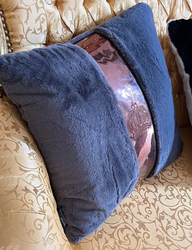 Top-Preis Harald Glööckler luxury decorative pillow Pompöös by Casa Padrino gray / copper - Glööckler pillows - Designer decorative pillows - Harald Glööckler designer decorative accessories