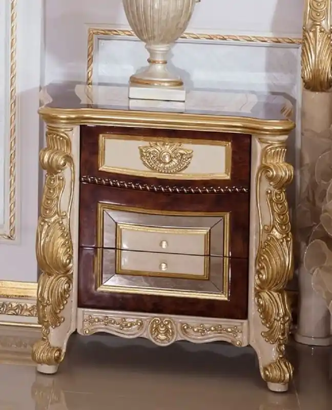 Casa Padrino luxury baroque bedside table white / beige / brown / gold - Magnificent baroque bedside table with 3 drawers - Luxury bedroom furniture in baroque style - Baroque furniture Sonderangebot