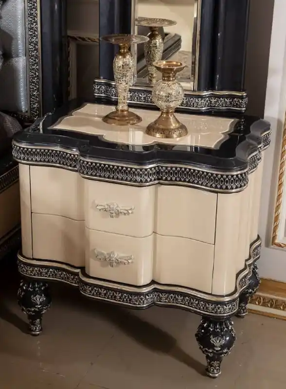 Günstig Casa Padrino luxury baroque bedside table beige / black / gold - Baroque style bedside table with 2 drawers - Luxury bedroom furniture in baroque style - Baroque furniture - Baroque interior