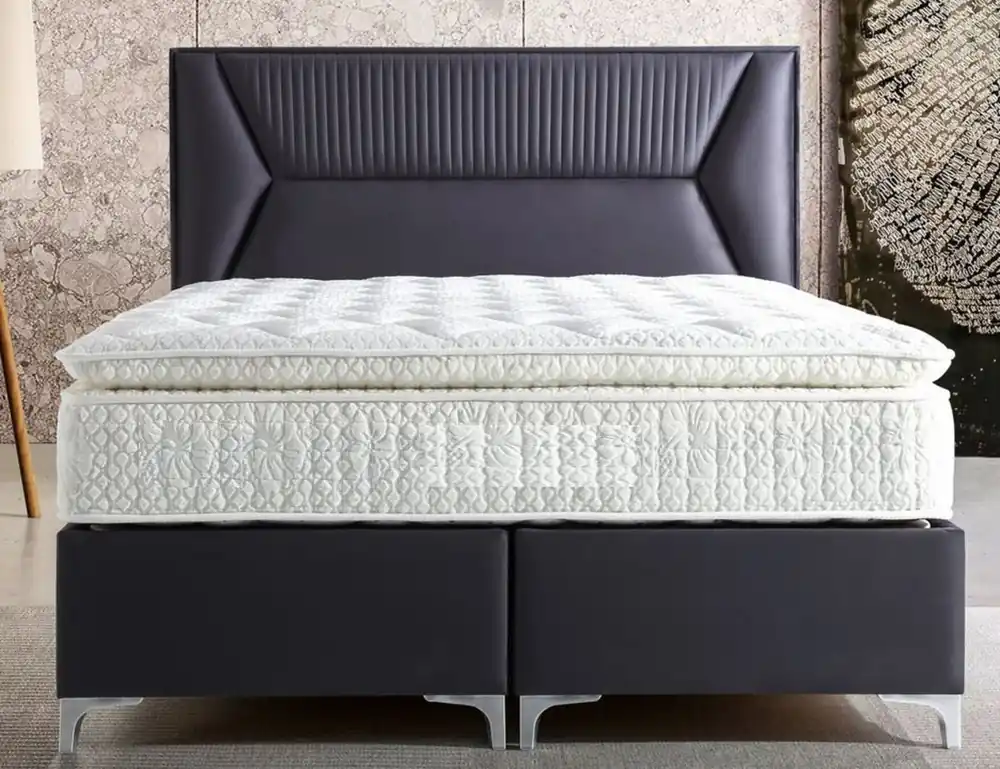 Casa Padrino Luxury Double Bed Purple / Silver - Different Sizes - Solid Wood Bed with Headboard and Mattress - Bedroom Furniture - Hotel Furniture - Luxury Furniture Nur Heute