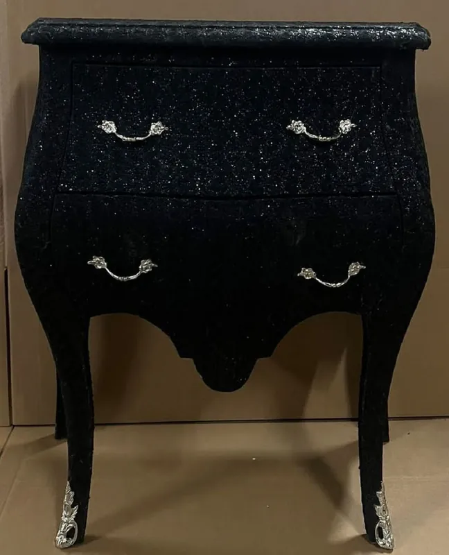 Casa Padrino baroque chest of drawers black glitter look / silver - Handmade baroque style bedside table with 2 drawers - Baroque furniture - Baroque style bedroom furniture Must-Have