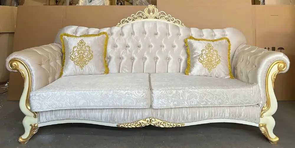 Ausverkauf Casa Padrino luxury baroque sofa silver / cream / gold - Baroque style living room sofa with rhinestones - Luxury living room furniture in the baroque style - Baroque furniture