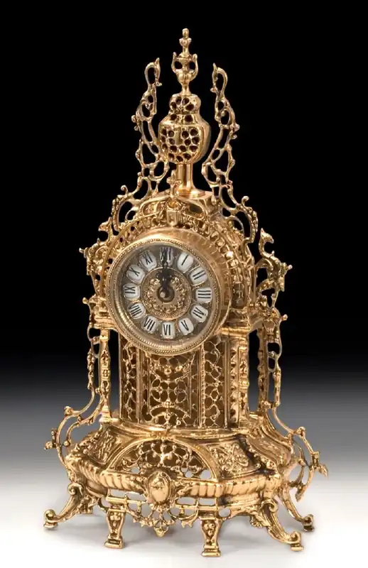 Casa Padrino luxury baroque table clock gold 29 x H. 48 cm - Handmade bronze clock baroque style - Baroque desk clock - Baroque desk decoration - Baroque decorative accessories Mega-Angebot