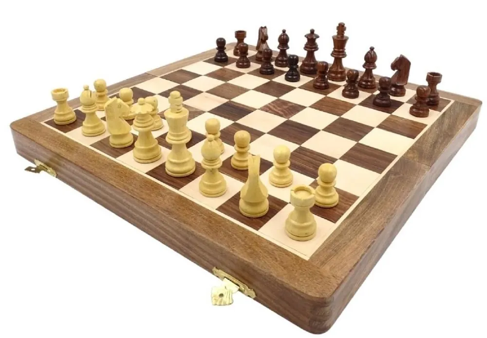 Markenprodukt Casa Padrino luxury chess set brown / beige 40 x 40 cm - Foldable wooden chess set - Wooden chess board with wooden chess pieces - Luxury decorative accessories