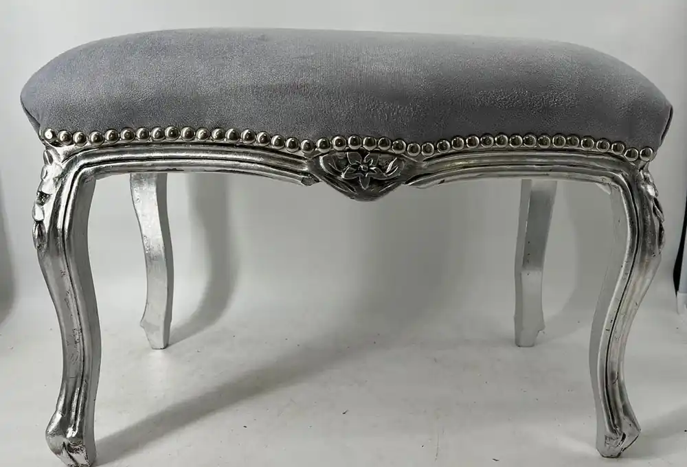Casa Padrino baroque stool gray / silver - Handmade antique style stool - Living room furniture in baroque style - Baroque furniture - Noble & Magnificent Neu