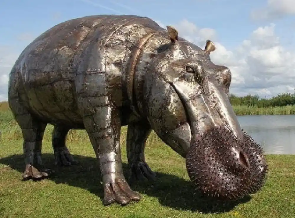 Geprüft Casa Padrino luxury XXL garden decoration sculpture hippopotamus antique silver 335 x 121 x H. 182 cm - Huge XXL garden decoration metal figure - Luxury garden decoration accessories