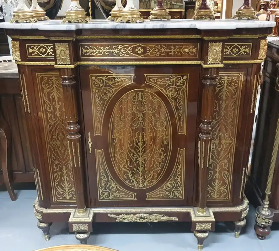 Sofort Bestellen Casa Padrino baroque sideboard brown / gold / white - Handmade baroque style solid wood sideboard with marble top - Living room furniture in baroque style - Baroque furniture