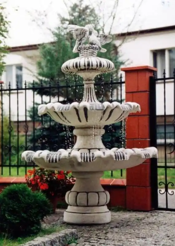 Casa Padrino baroque fountain with 2 decorative doves gray / black Ø 129 x H. 175 cm - Magnificent baroque garden fountain - Round garden decoration stone fountain - Baroque garden decoration Schnäppchen